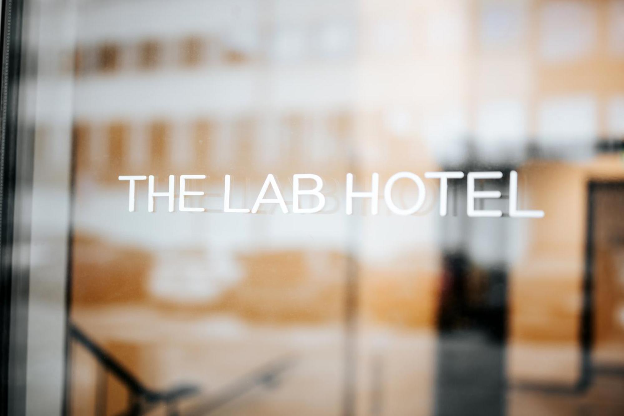 The Lab Hotel Solna Exterior photo